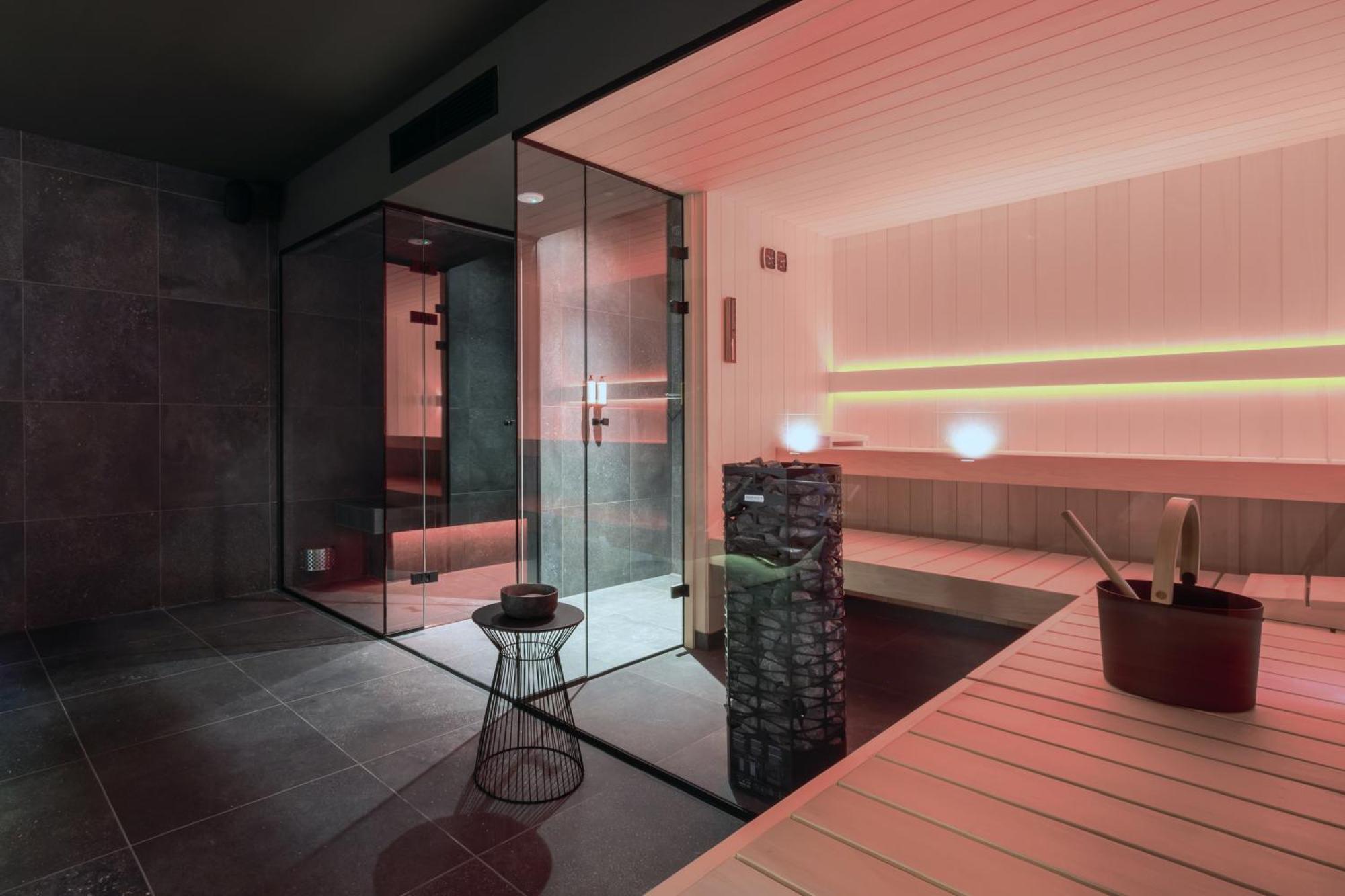 One Two Four - Hotel & Spa Gent Dış mekan fotoğraf