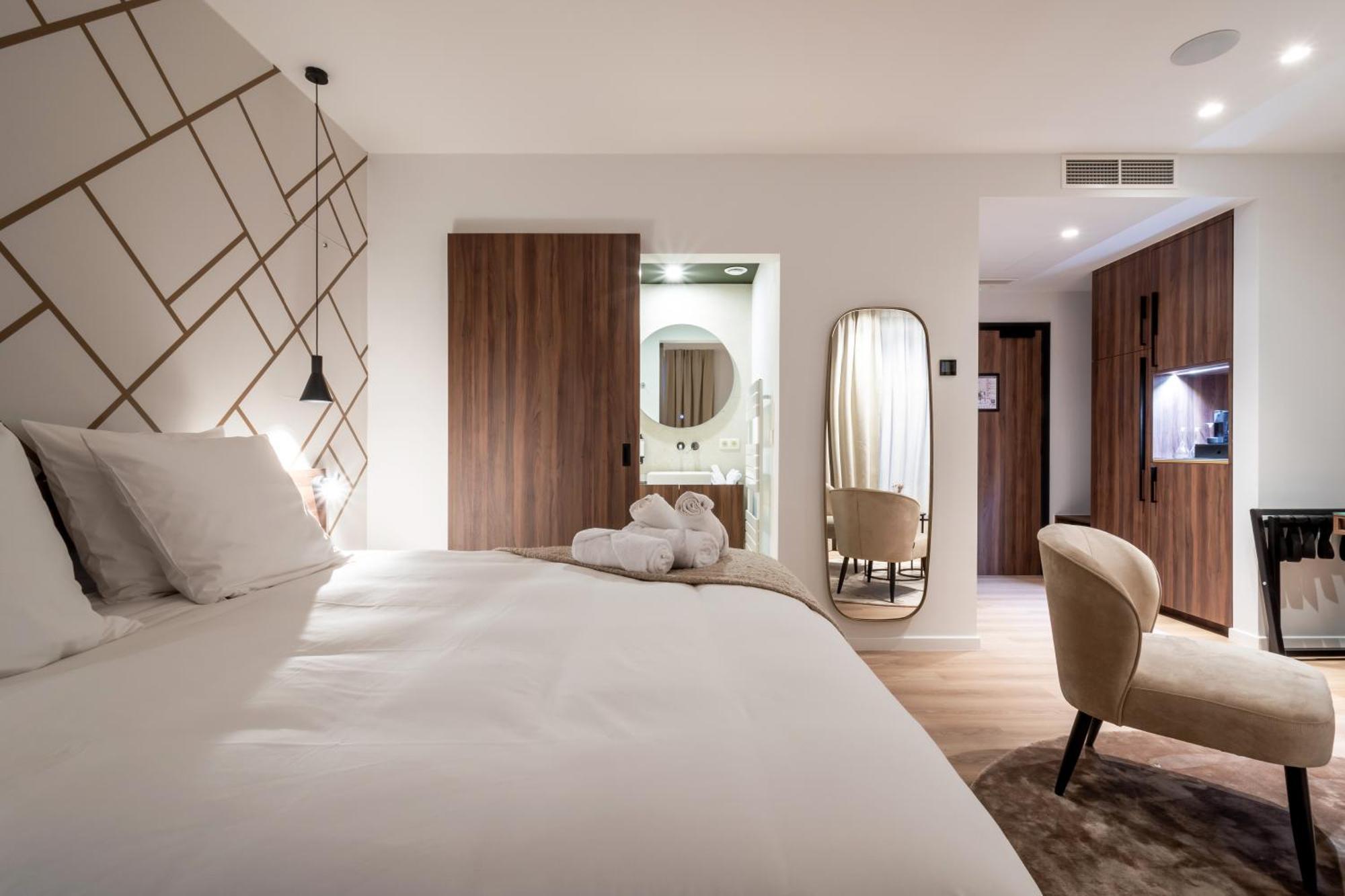 One Two Four - Hotel & Spa Gent Dış mekan fotoğraf