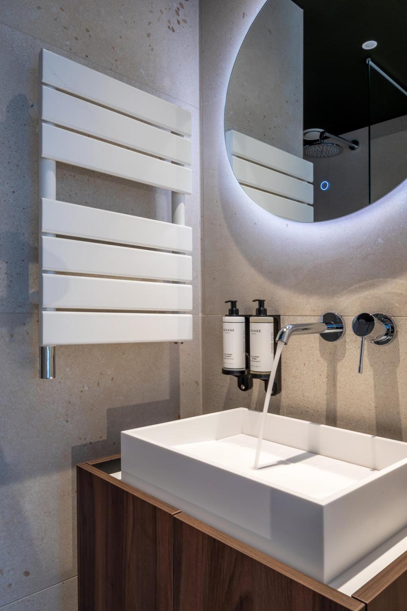 One Two Four - Hotel & Spa Gent Dış mekan fotoğraf